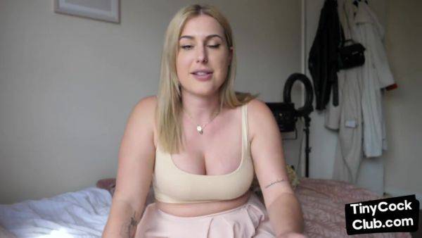 Solo SPH busty femdom babe talks dirty about losers - Britain on pornoboobs.com